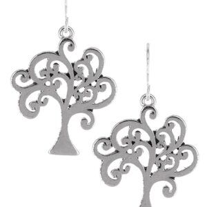 Silver Tree of Life Dangle Drop Earrings NWT Fish Hook Style Lightweight